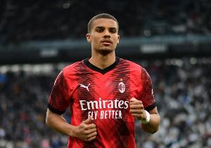 开云注册网址-罗体：佳夫想加盟比科莫更有竞争力的球队，米兰等着卖他买莱奥尼