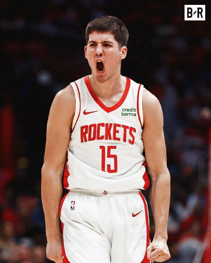 火箭官宣夏联15人名单：探花谢泼德领衔 广东水货外援阿姆斯在列